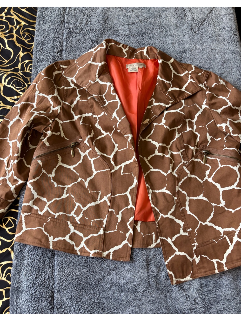 Women's Animal Print Jacket Size Large Like New